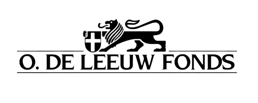 Een zwart logo van een leeuw en een wapenschild. Eronder staat: O. De Leeuw Fonds